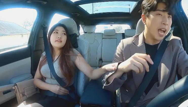 kanna sex Đang sóc lọ thì bị cô bạn gái bắt quả tang